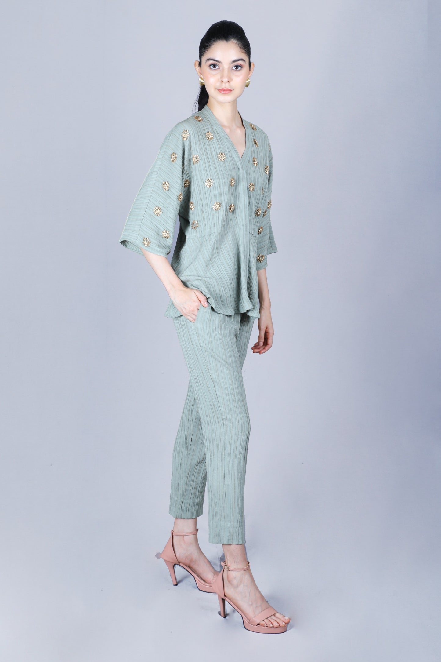 Motifiq drop shoulder sleeves coord for Women
