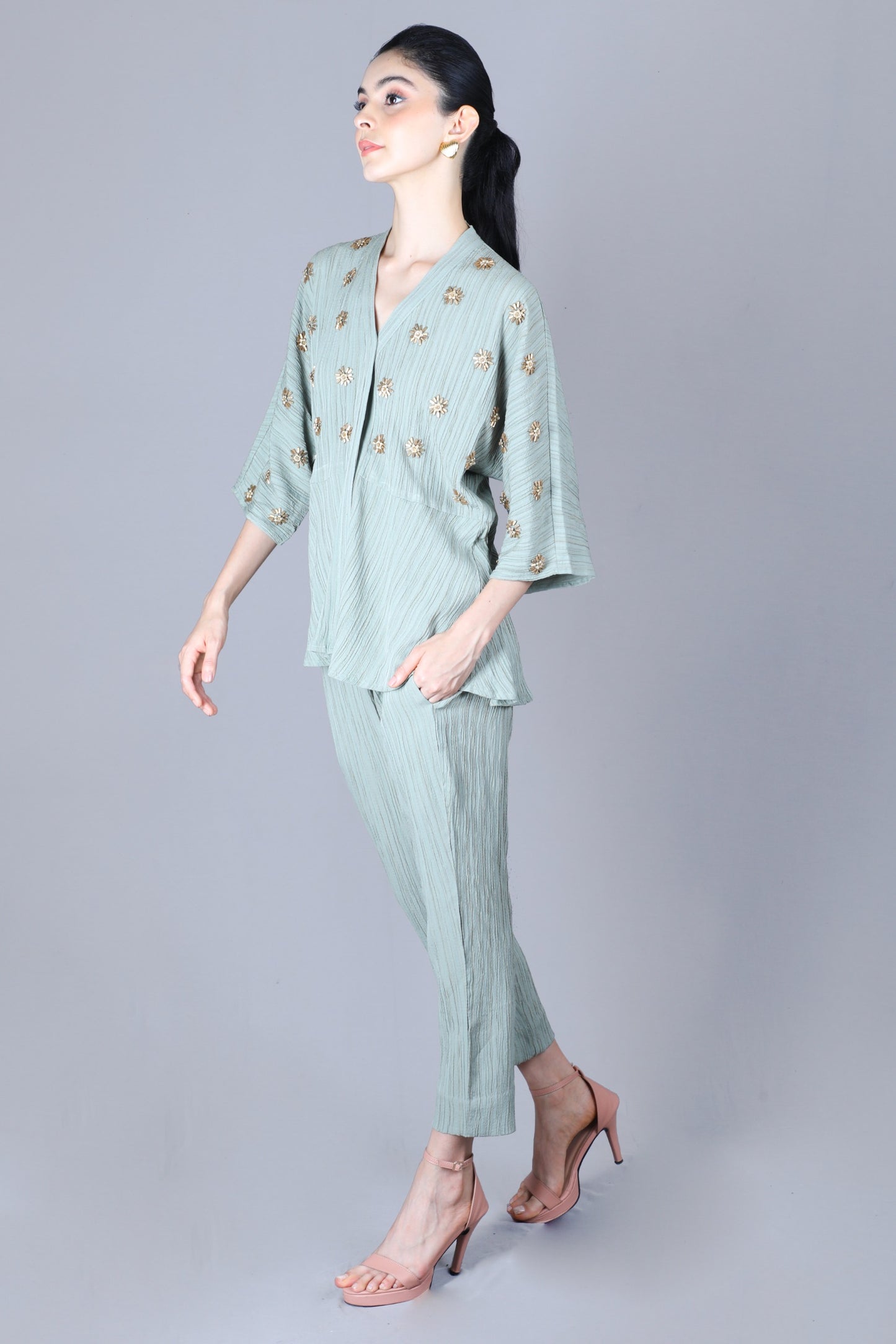 Motifiq drop shoulder sleeves coord for Women